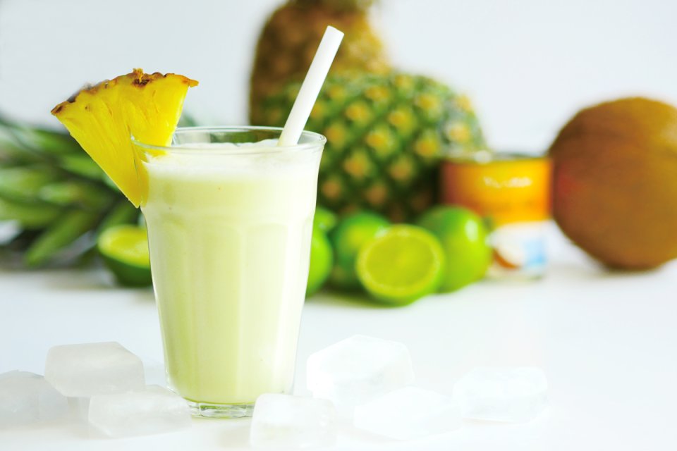 Virgin piña colada smoothie