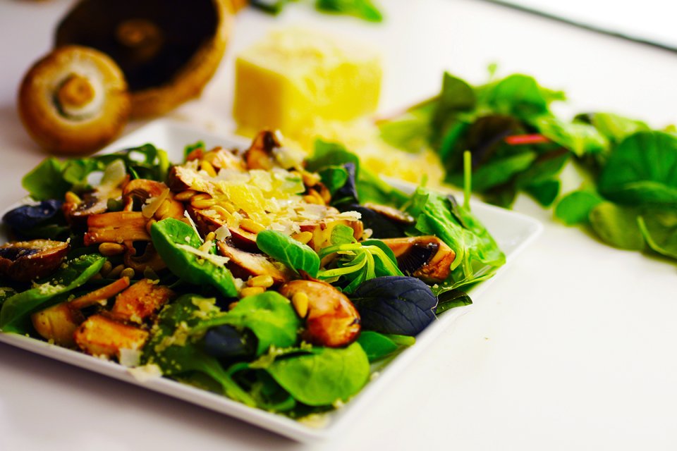 Fried mushroom salad