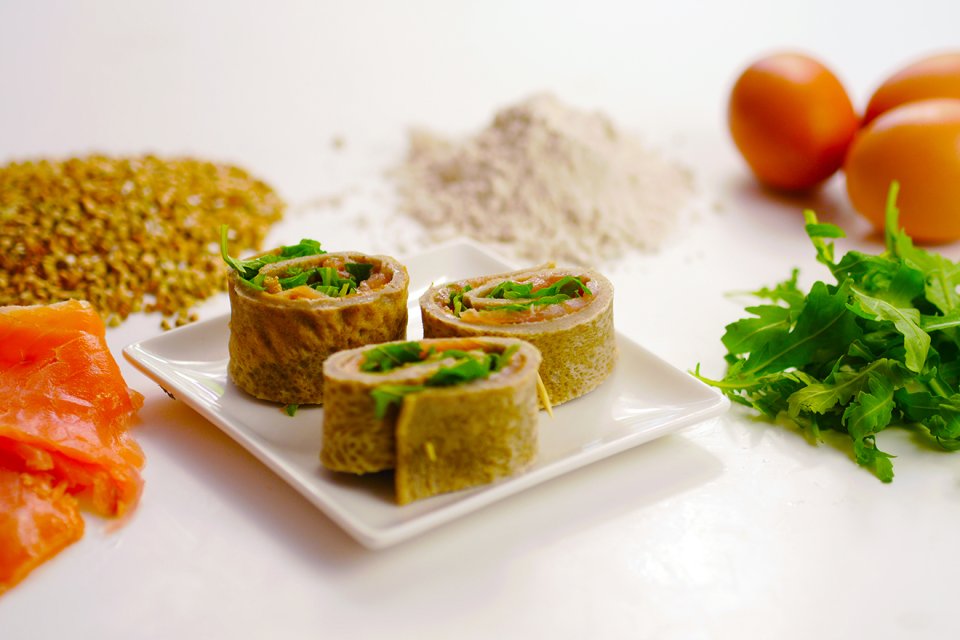 Salmon & rocket rolls