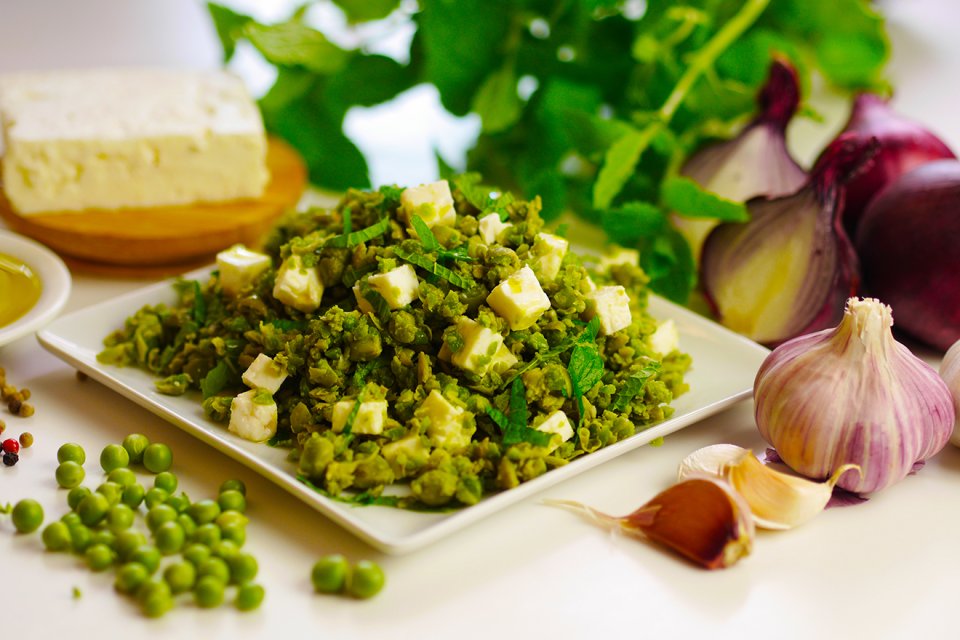 Minty pea mash with feta